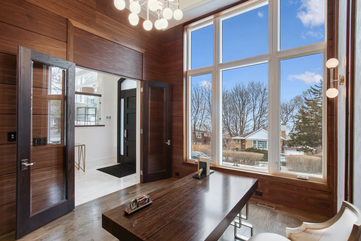 Slim-Frame Casement Window: compact casement profile